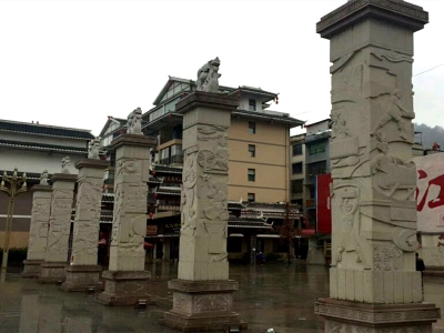  石雕文化柱 